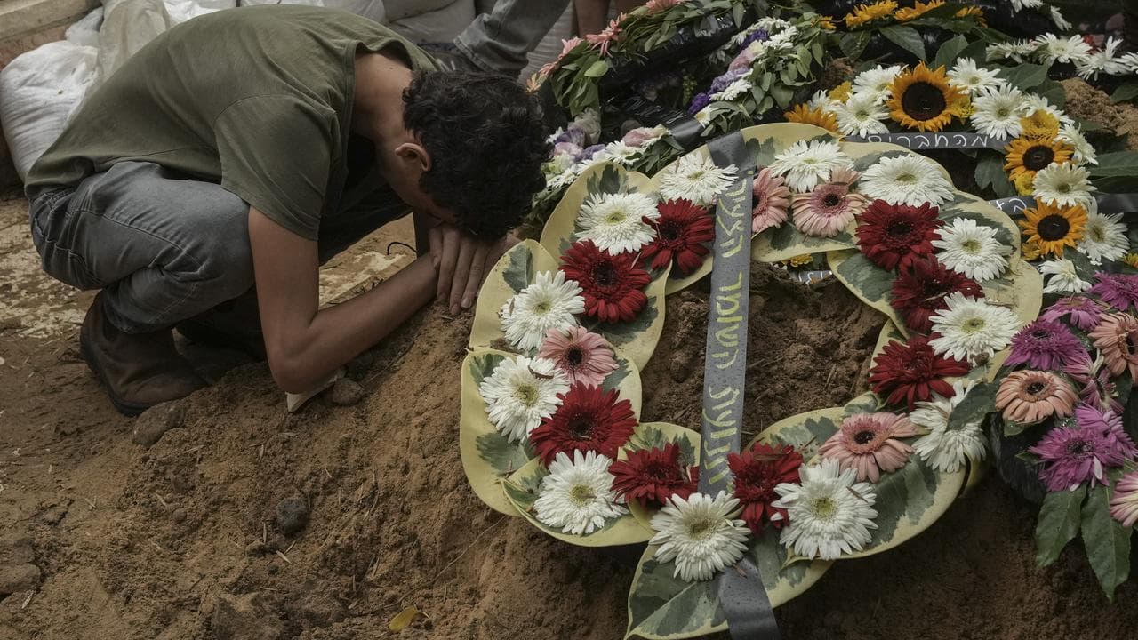 The funeral of Colonel Roi Levy at the Mount Herzl cemetery