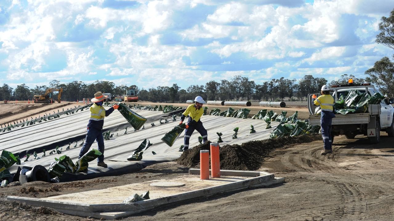 Traditional owners protest Santos project