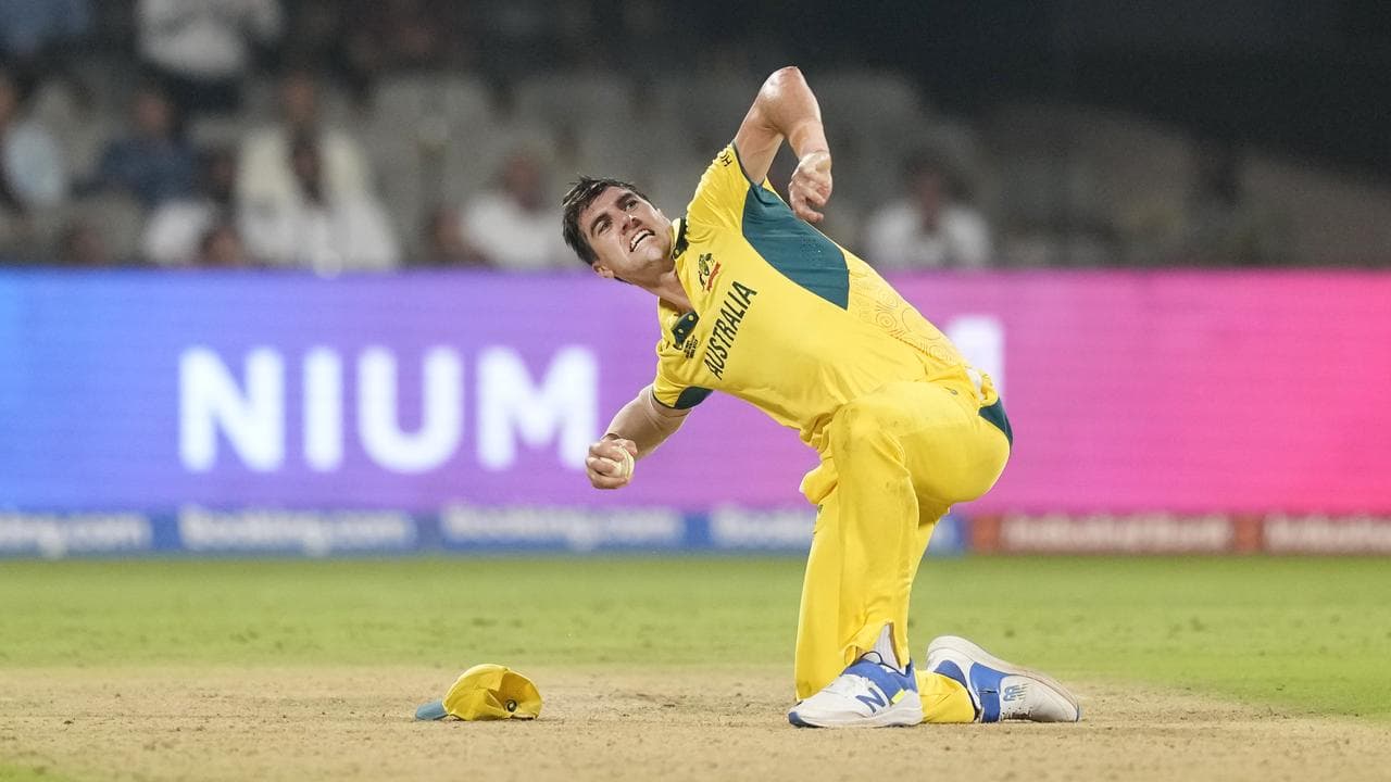 Babar Azam caught by Cummins