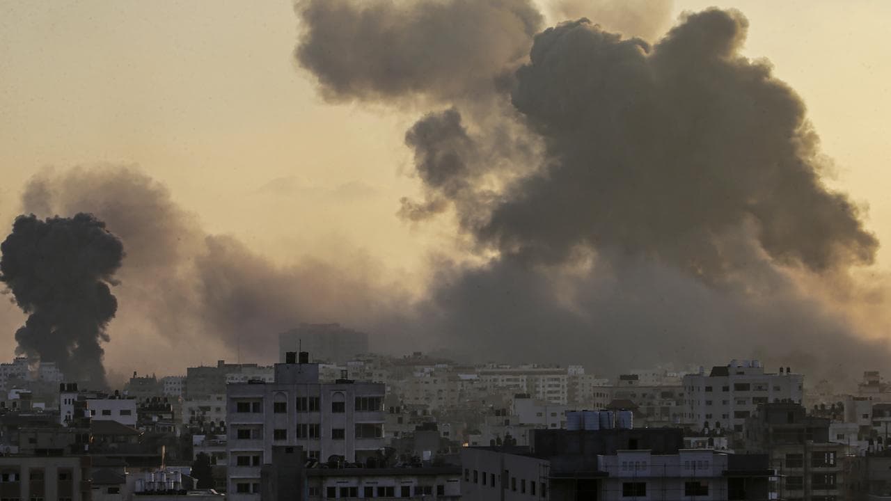 Smoke after Israeli strikes on Tal Al Hawa in Gaza City