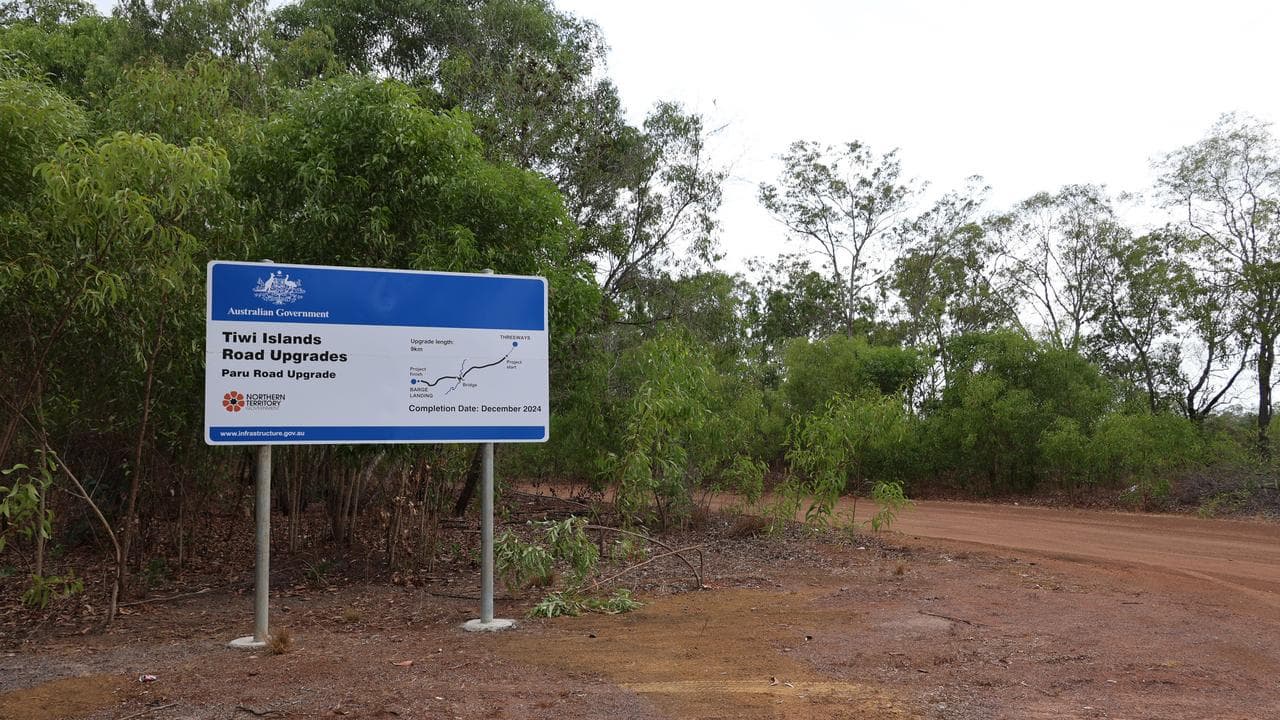 A sign detailing the Paru Road upgrade