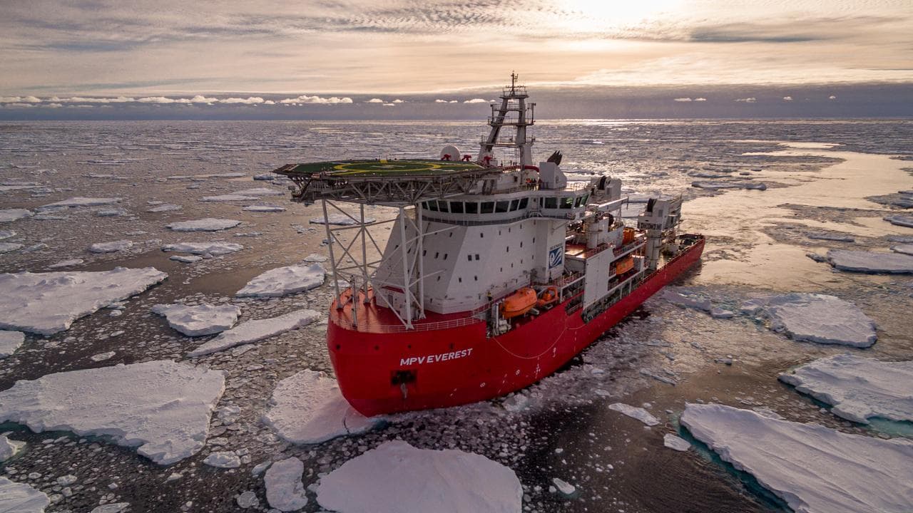 The MPV Everest Icebreaker