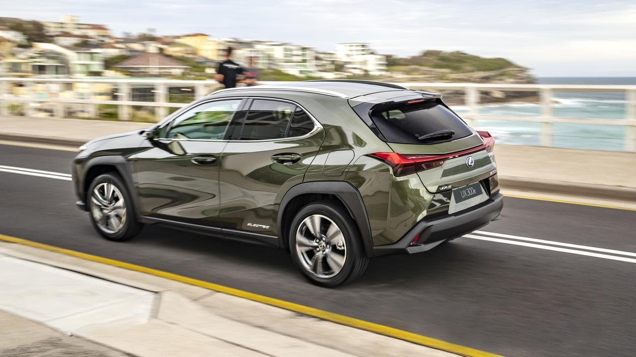 Lexus UX300e