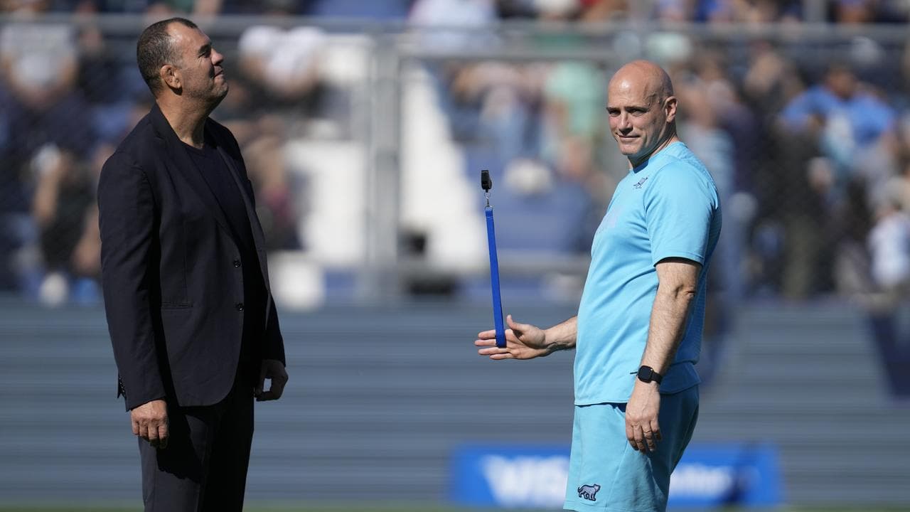 Felipe Contepomi (right) will replace Michael Cheika (left)
