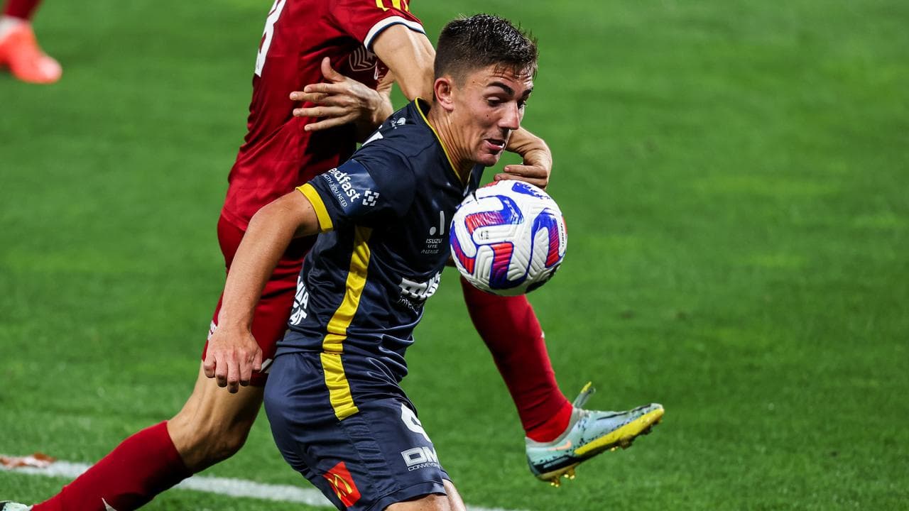 Josh Nisbet of the Mariners