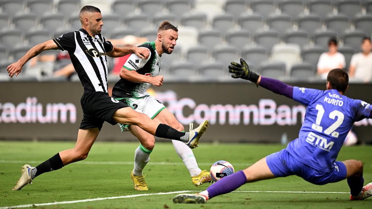 Western Utd's Michael Ruhs has an effort on goal against Macarthur.