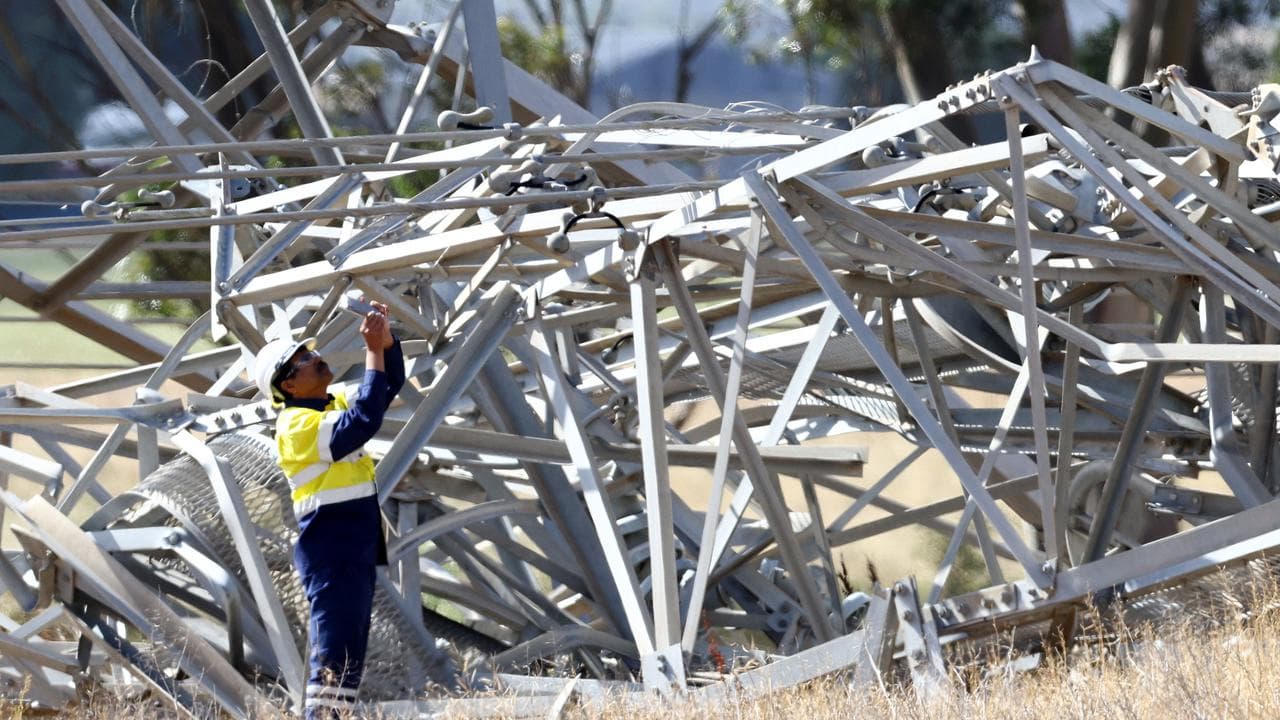 Storm damage to power lines at Anakie