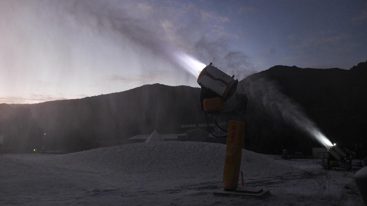 Snow guns working at Thredbo.