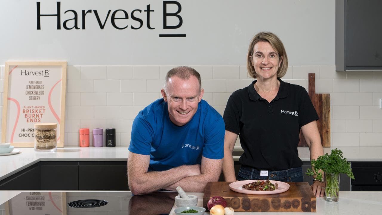 Daniel Mullette and Kristi Riordan