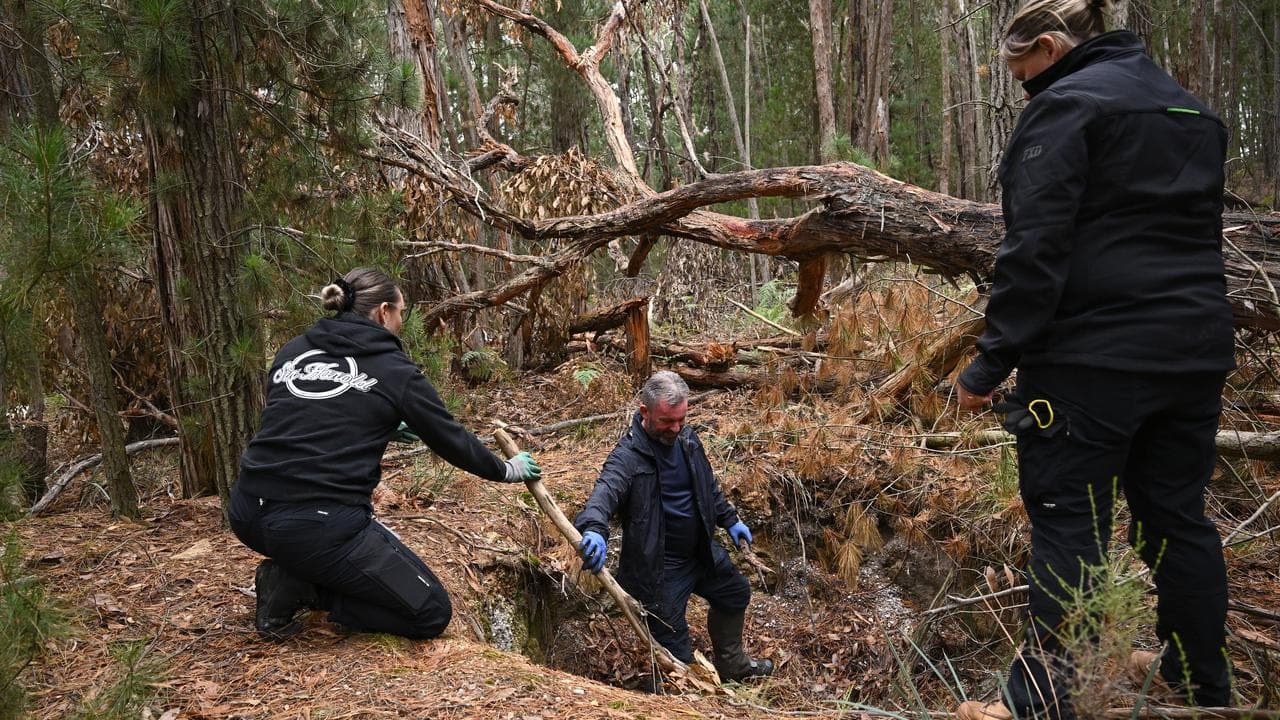 Bush search for Samantha Murphy