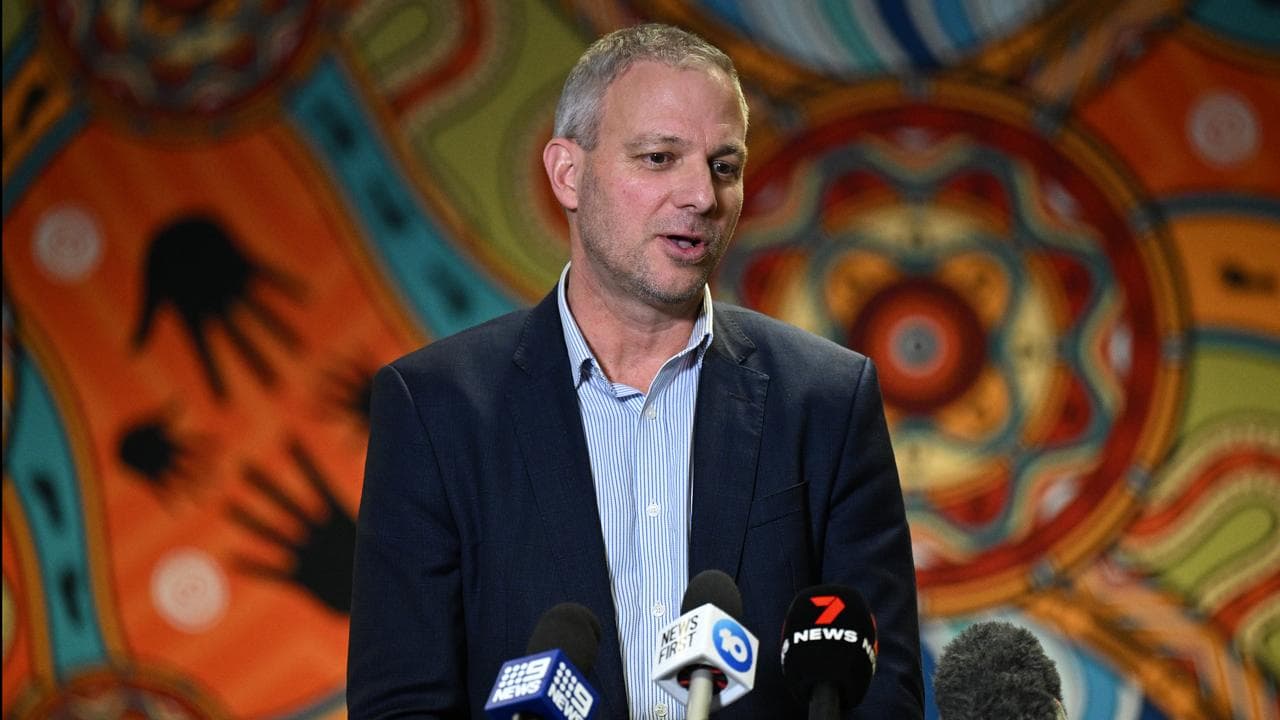 Former CHO Brett Sutton