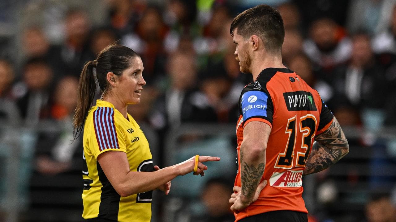 Kasey Badger and John Bateman.