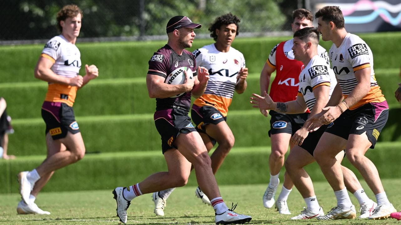 Jack Gosiewski (centre) in training with the Broncos. 