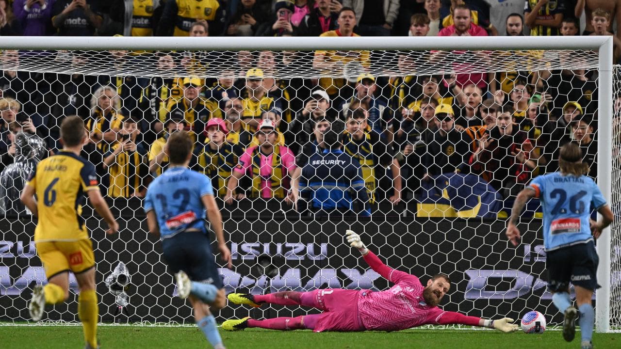 Redmayne stretches but can save Doka penalty.