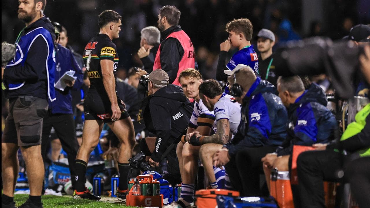 Nathan Cleary leaves the field for Penrith. 