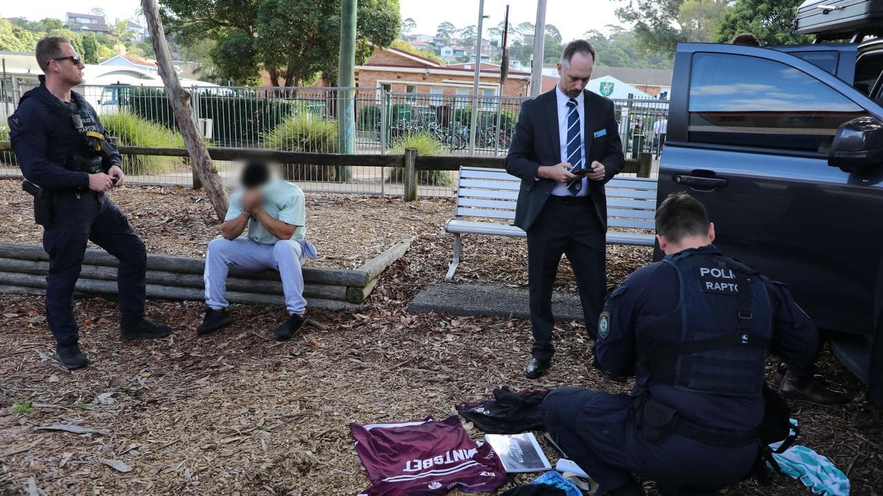 Police arresting a man 