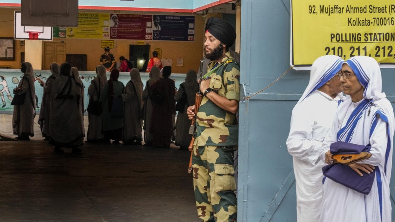 Soldier at voting booths in Kolkata