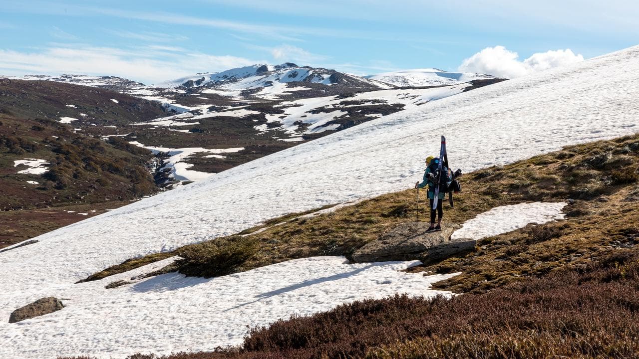 skier at Kosciuszko national park 
