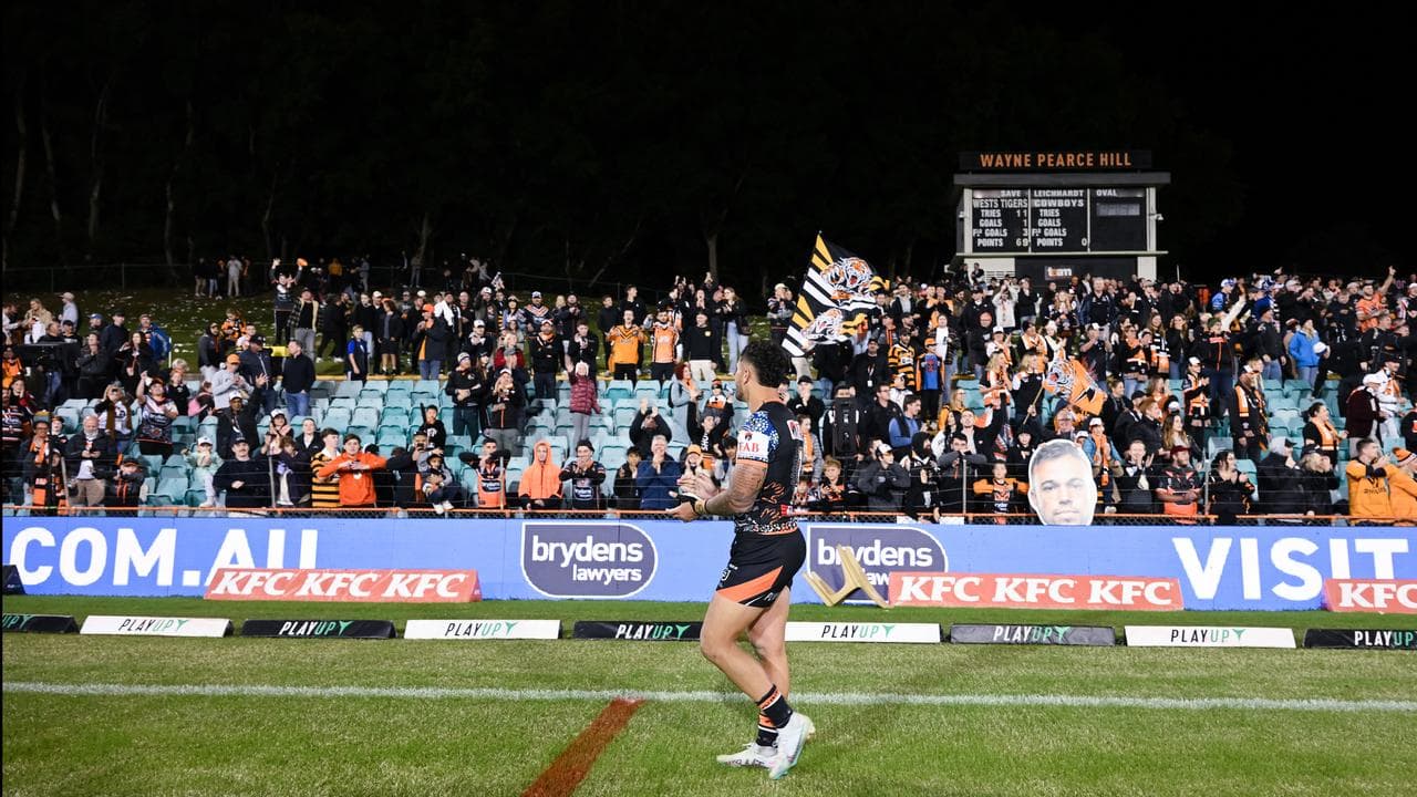Wests Tigers game at Leichhardt Oval