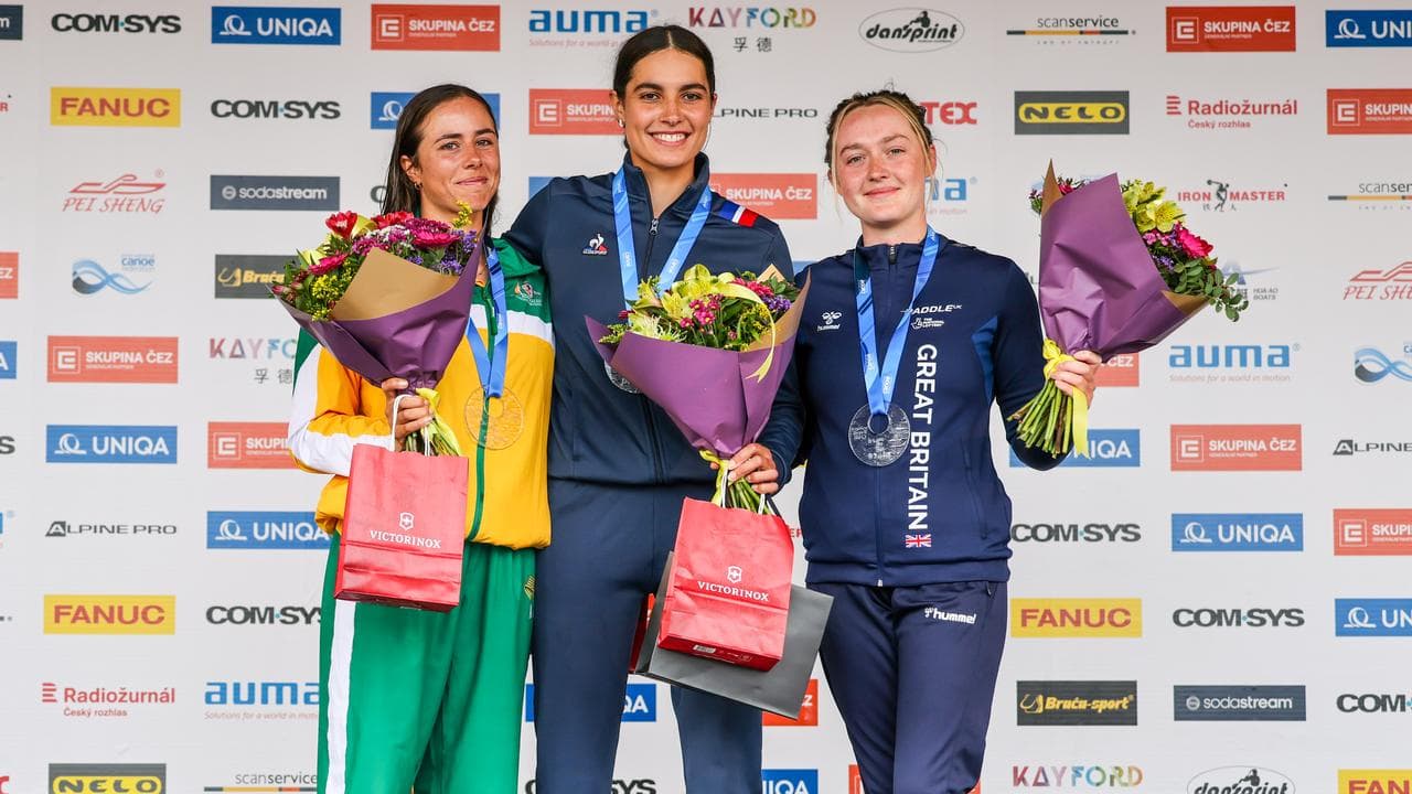 Noemie Fox, Angele Hug and Nikita Setchell.