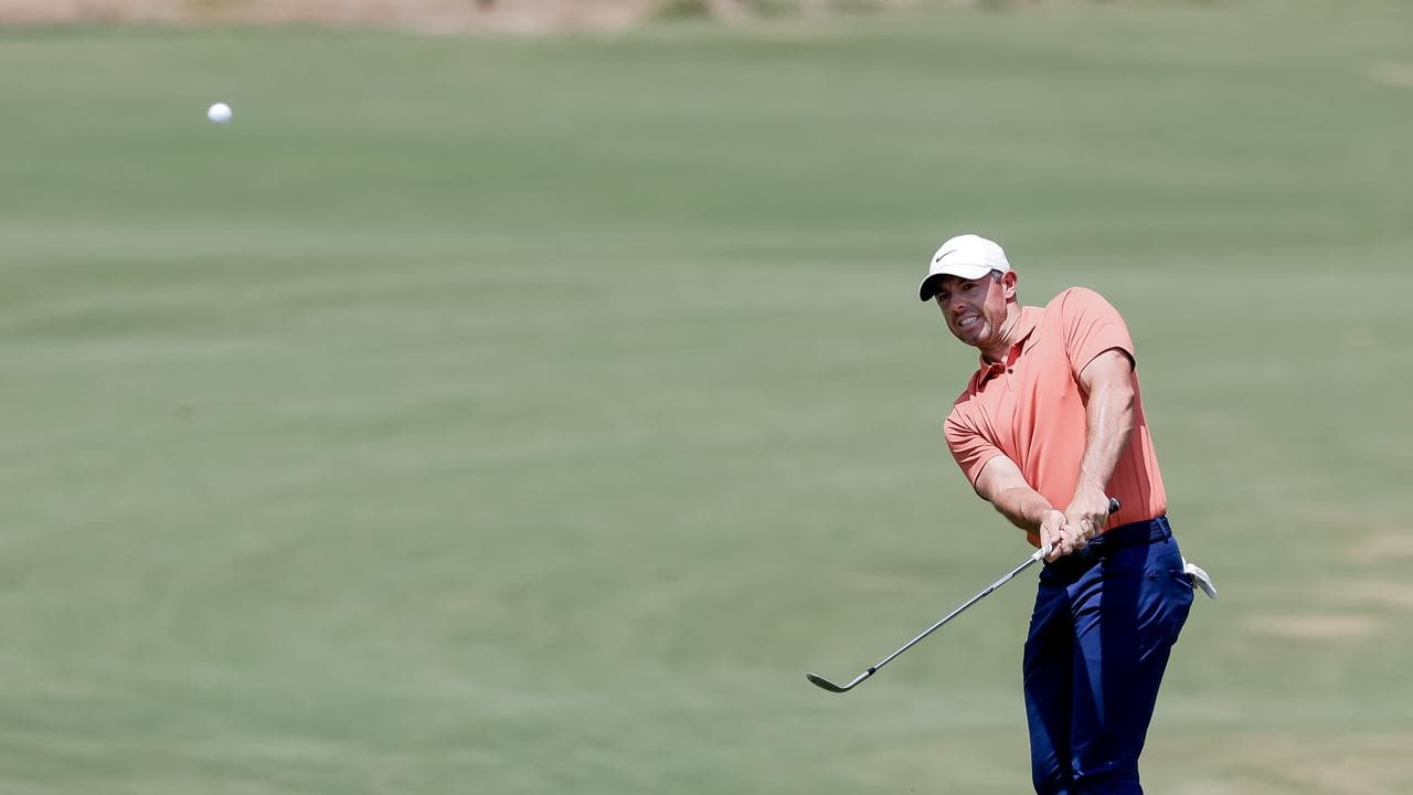 Rory McIlroy chips in for a birdie on the fifth at the 2024 US Open.