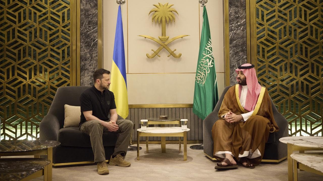 Volodymyr Zelenskiy and Crown Prince Mohammed bin Salman