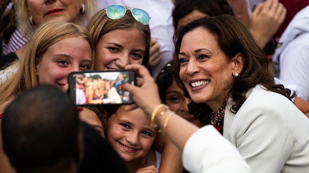 Kamala Harris (R) at a Fourth of July celebrations