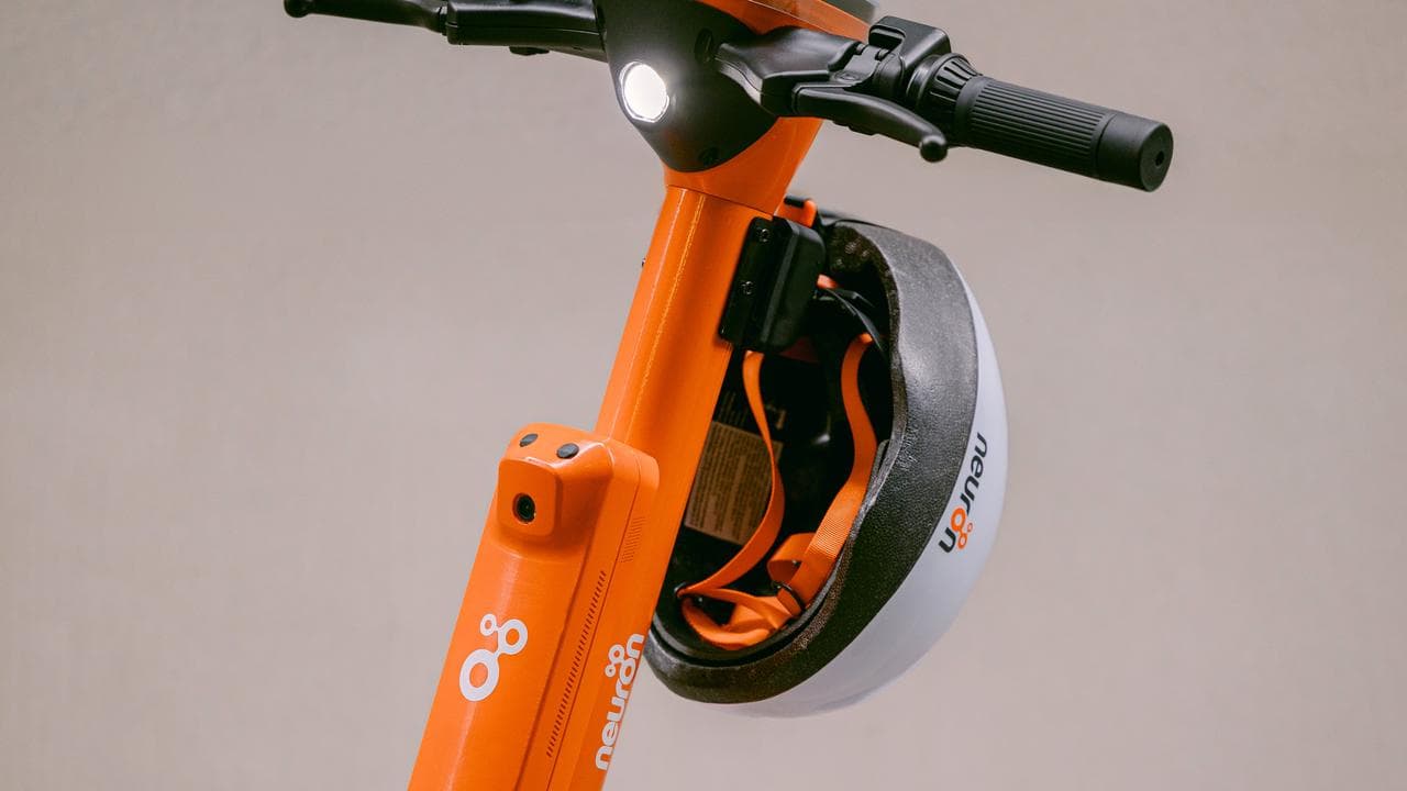 A Neuron scooter and helmet.