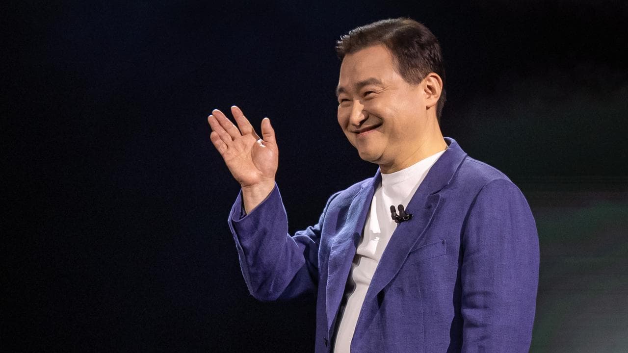 Samsung Electronics president TM Roh.