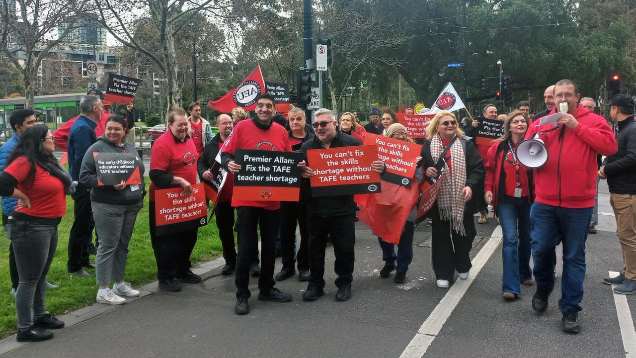 TAFE teacher rally