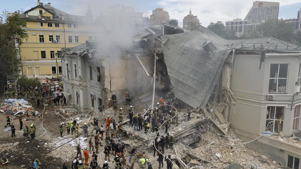 Russia shells Ukraine