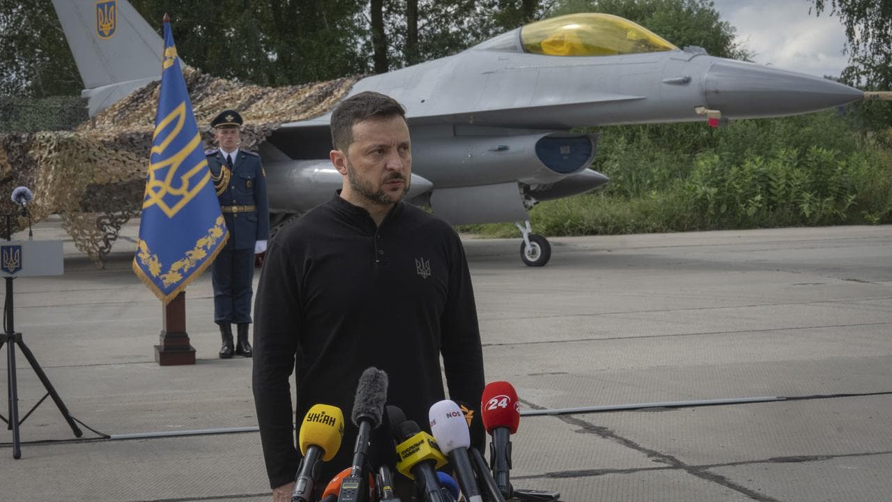 Russia Ukraine War F16 Zelensky
