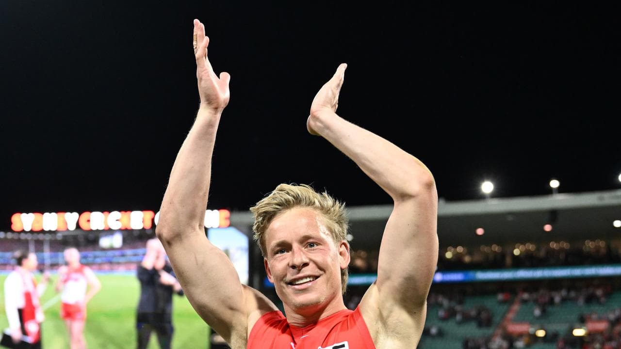 Isaac Heeney of the Swans.