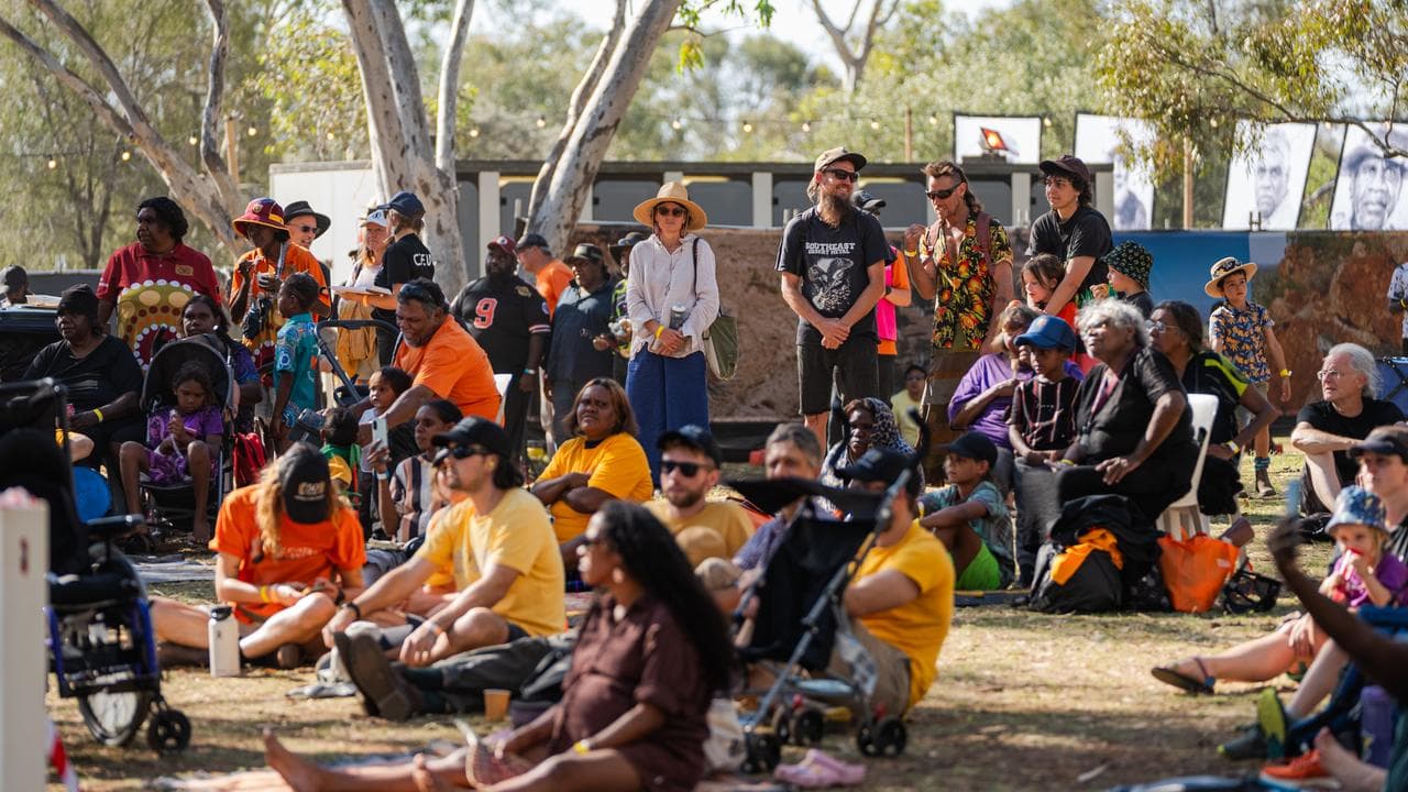 General view of the crowd during the Central Land Council's 50th
