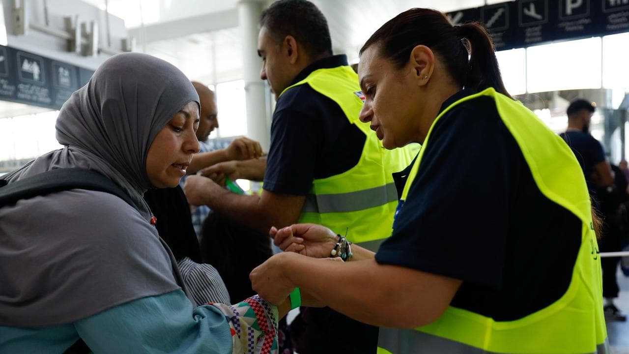 Australian officials in Lebanon