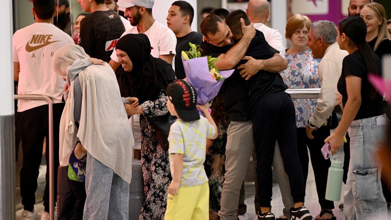Australians arrive from Lebanon at Sydney International Airport
