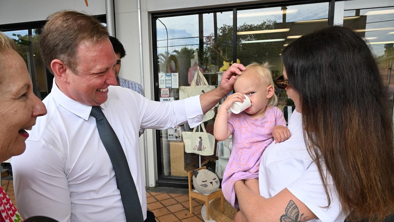 Premier Steven Miles meeting Lotte Pickett and her mum Madeline Burwin
