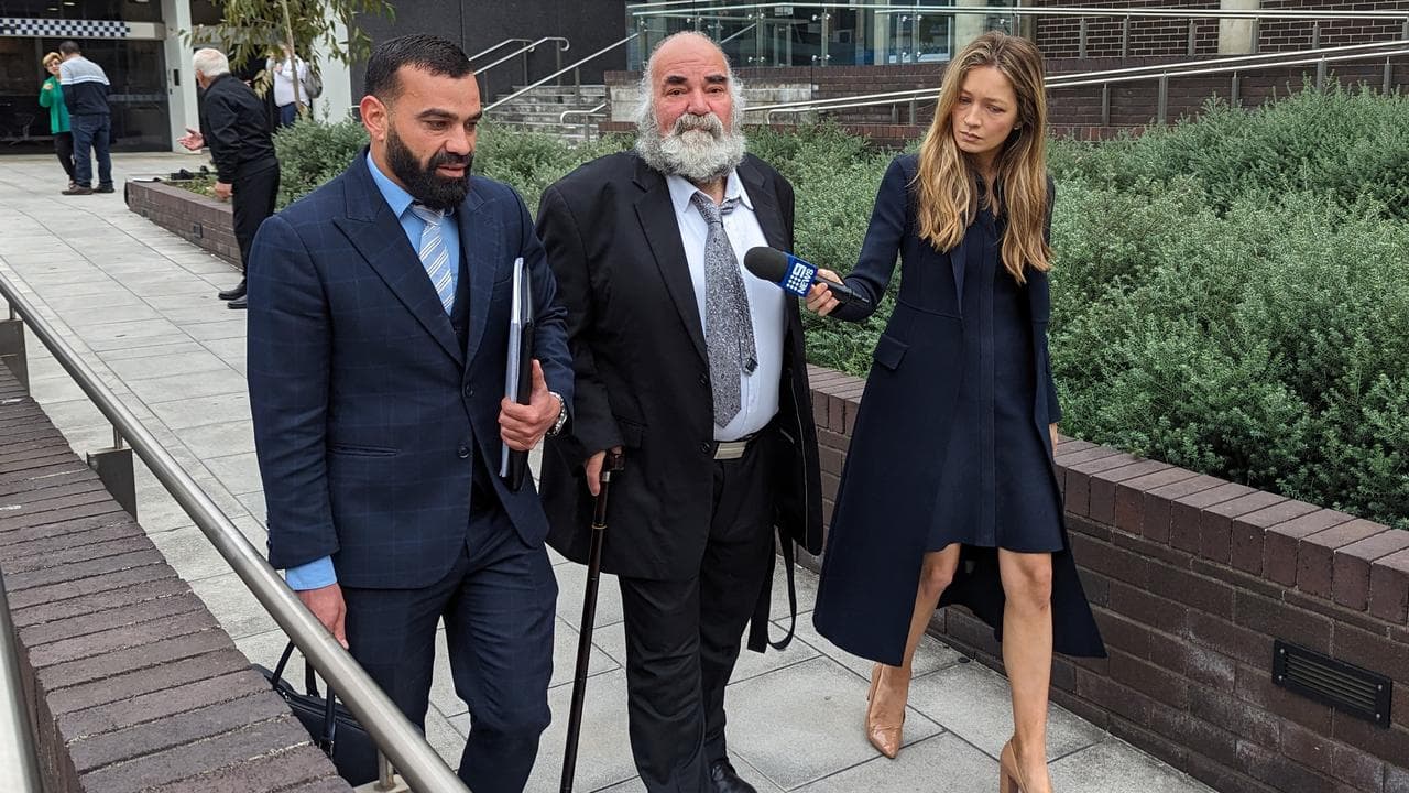 Kagadour Kokozian (centre, file image)