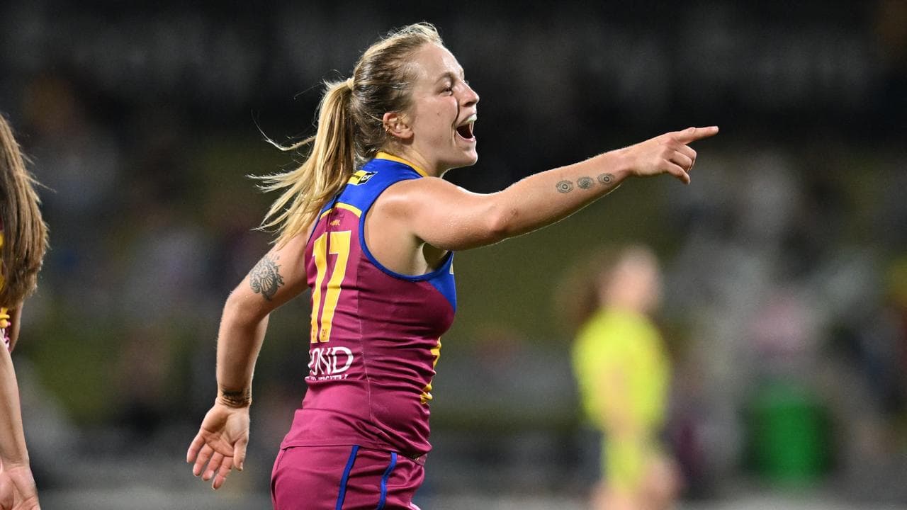 Midfield star Isabel Dawes.