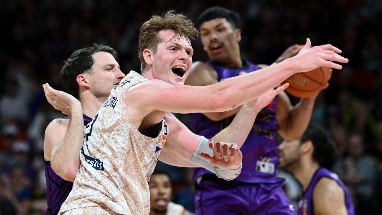 Samuel Waardenburg of the Taipans.