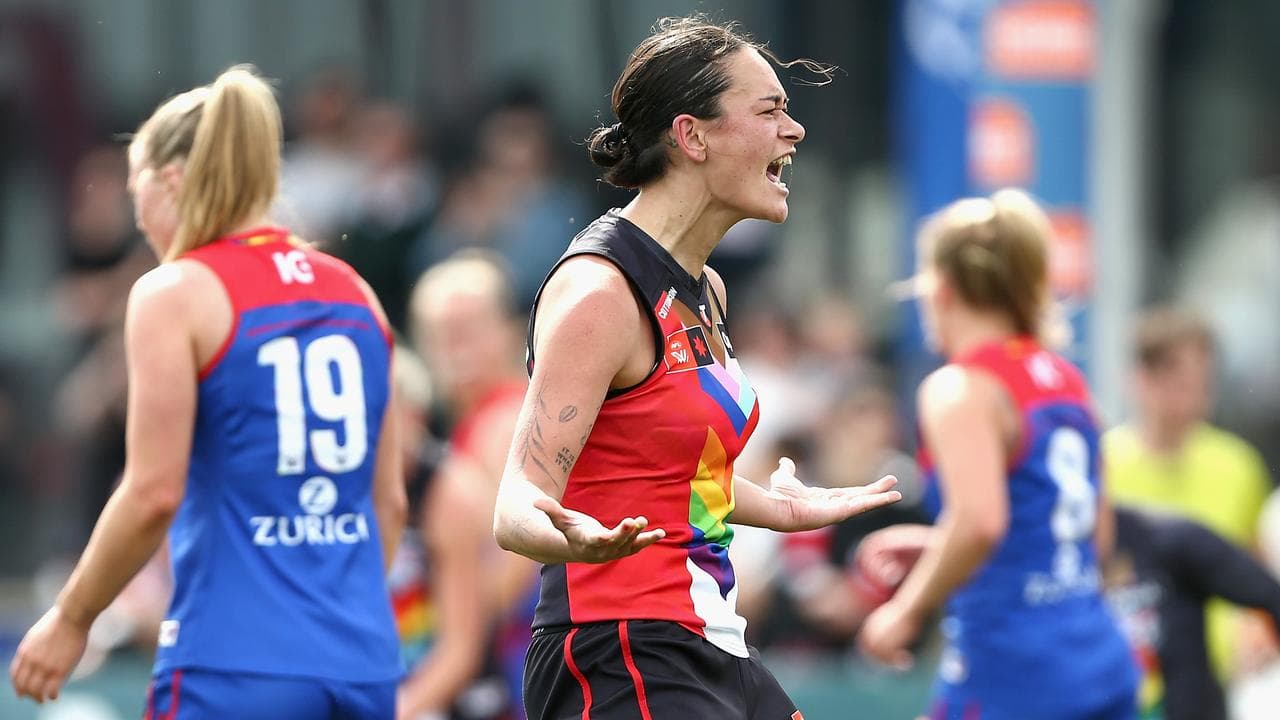 Jesse Wardlaw of the Saints.