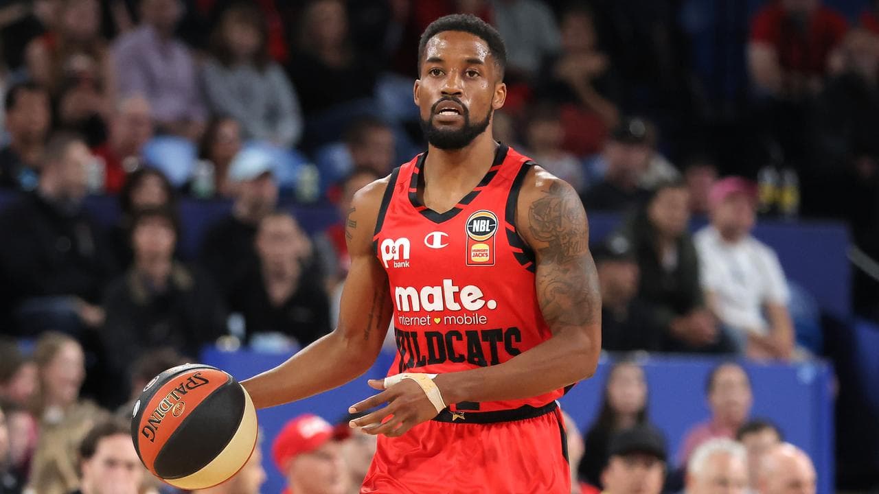 The Wildcats' Bryce Cotton.