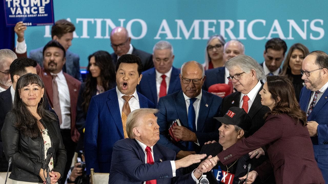 Donald Trump hosts roundtable with Latino leaders in Miami