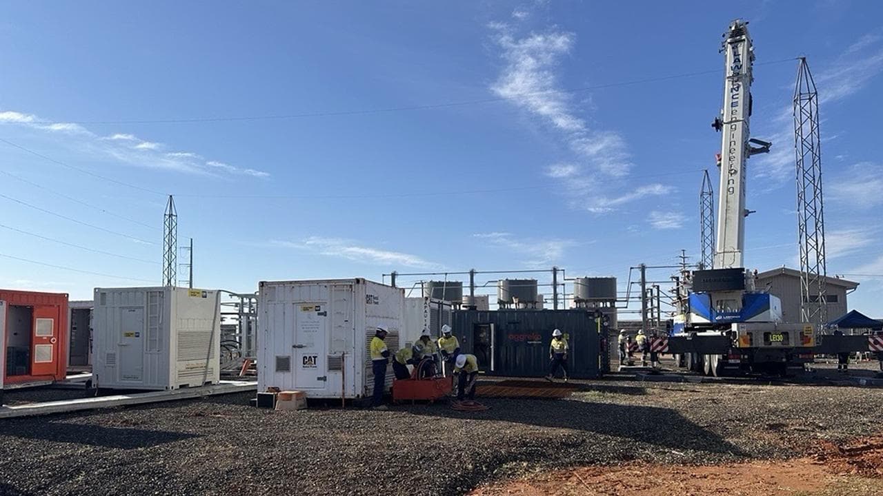 Workers repairing the damaged electricity network