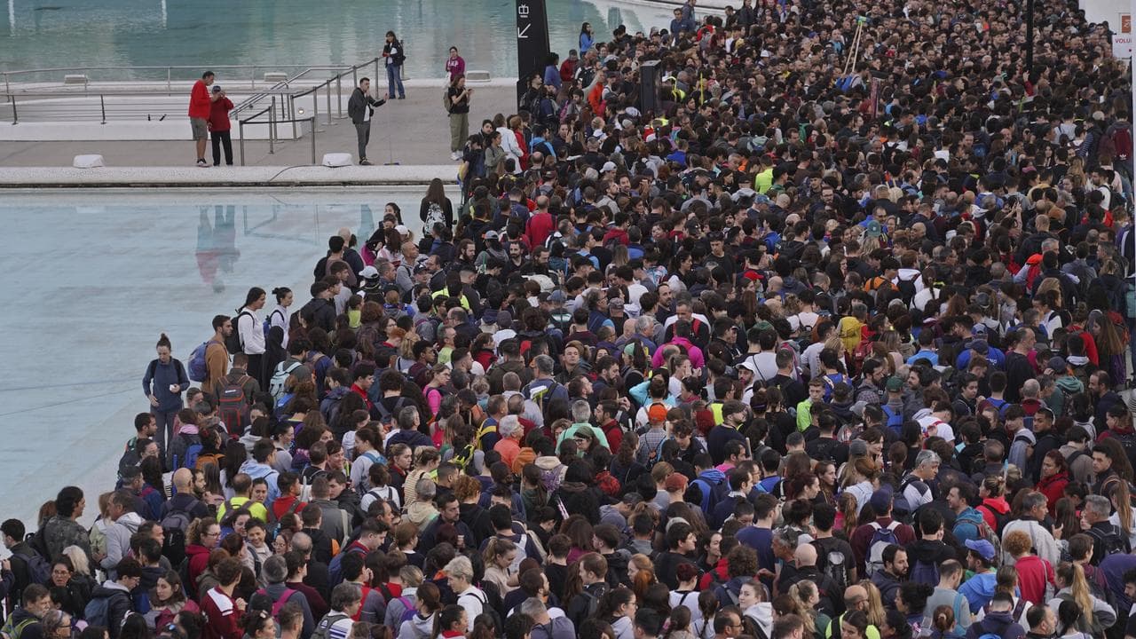 Flood volunteers at Valencia's City of Arts and Sciences