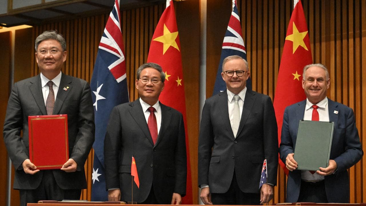China's Weng Wentao and Li Qiang, and Anthony Albanese and Don Farrell