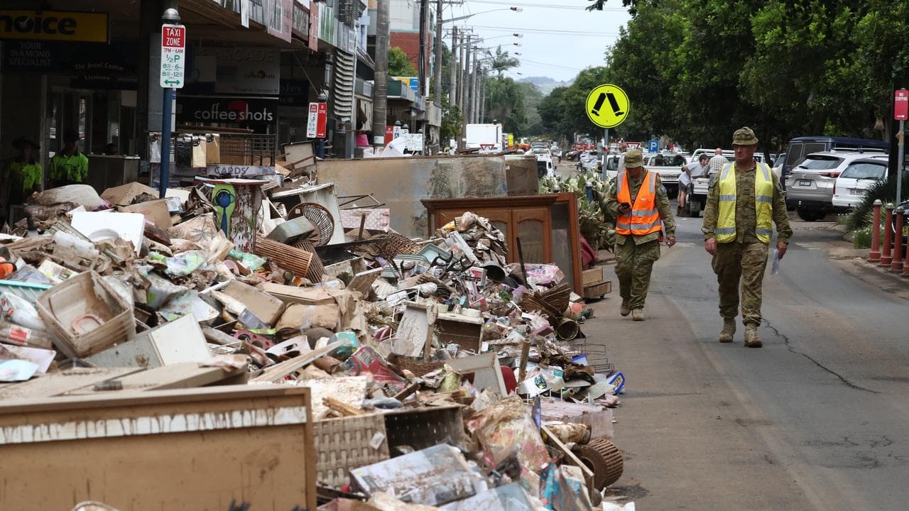 Australian Defence Force personnel help clean up Lismore after floods