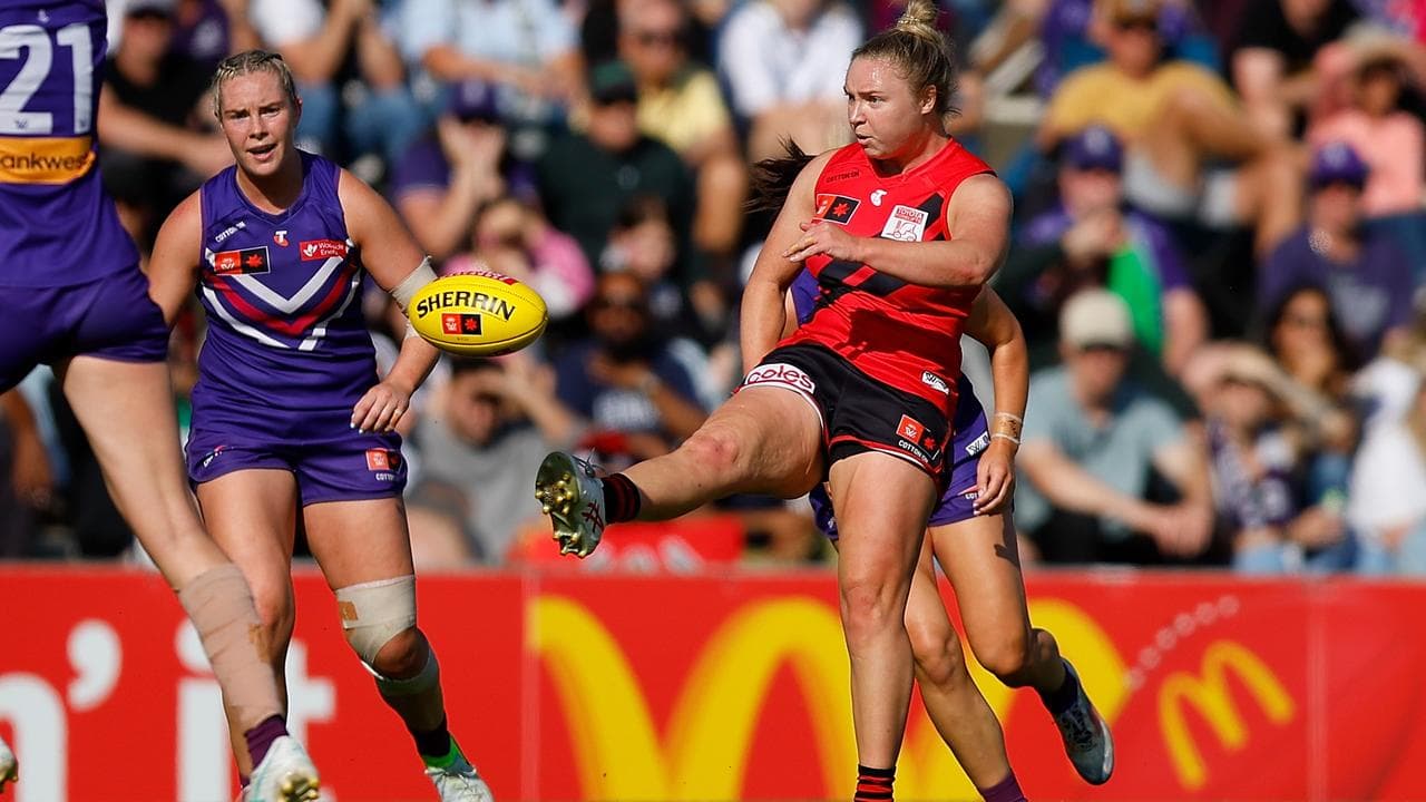 Essendon's Daria Bannister.