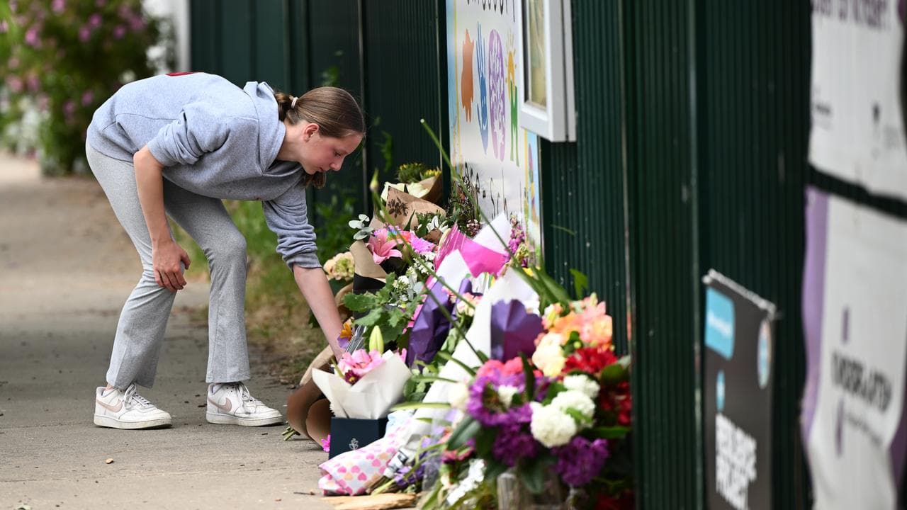 TRUCK CRASH RIDDELLS CREEK KINDERGARTEN