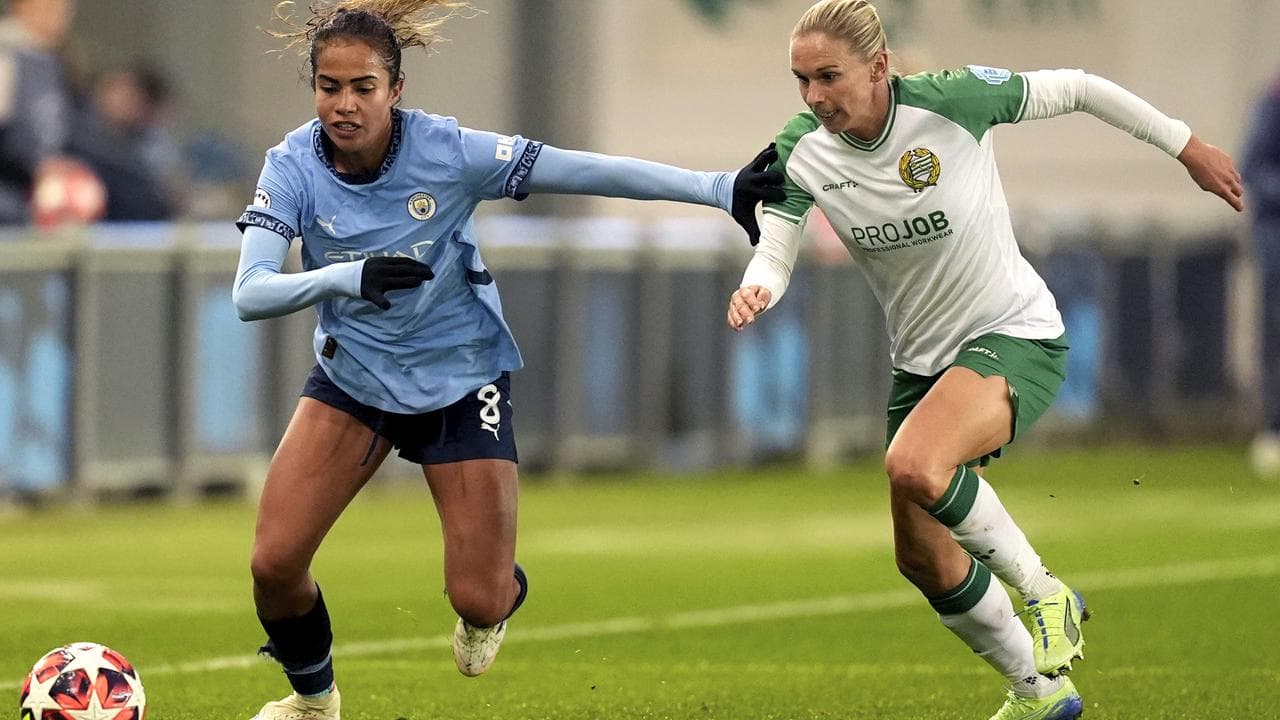 Mary Fowler and Jonna Andersson.